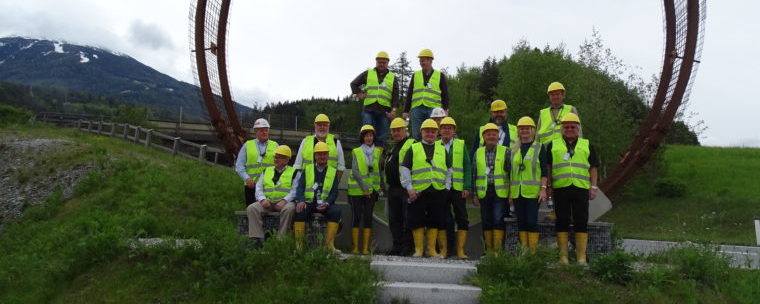 <p>Eine Delegation des Bayernbundes Kreisverband Rosenheim e.V. konnte die die längste unterirdische Eisenbahnverbindung der Welt besuchen. Das Projekt ist eine europäische Infrastrukturmaßnahme.</p>